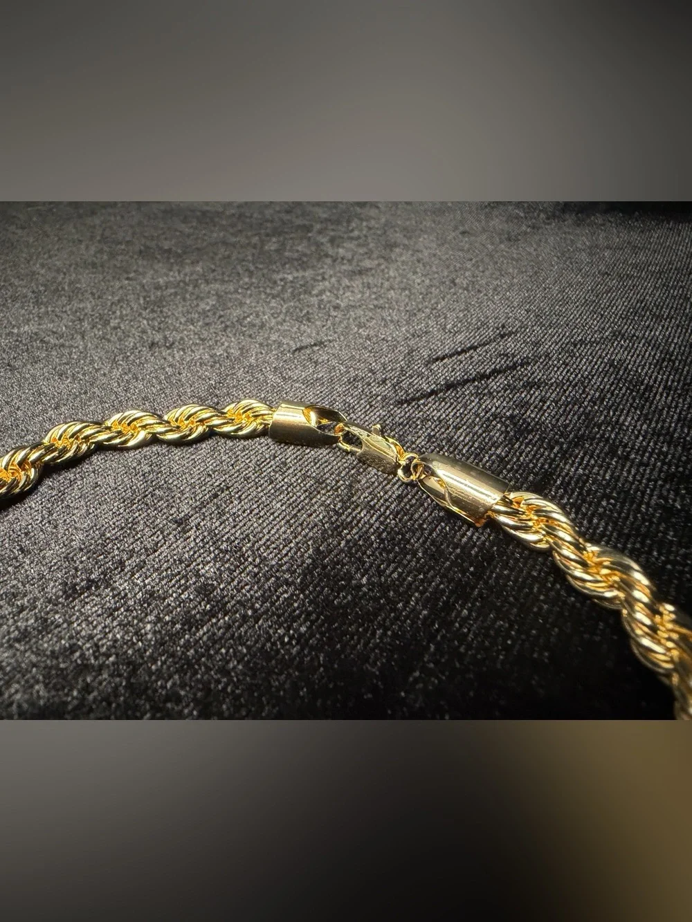 24in 7MM Rope Chain 14K Premium Finish Beautiful Stand Out Piece. Brand New